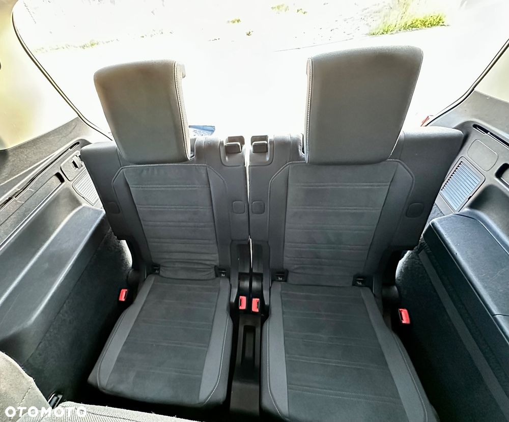 Volkswagen Touran 2.0 TDI BMT Highline DSG - 16