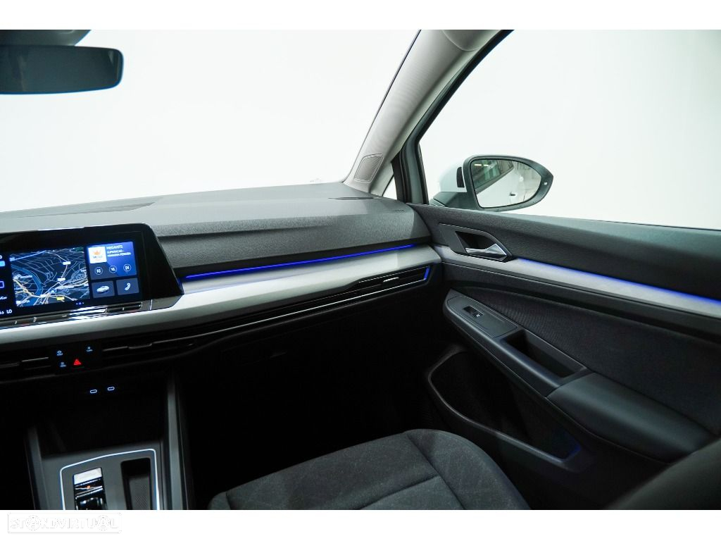 VW Golf Variant 2.0 TDi Life DSG - 21