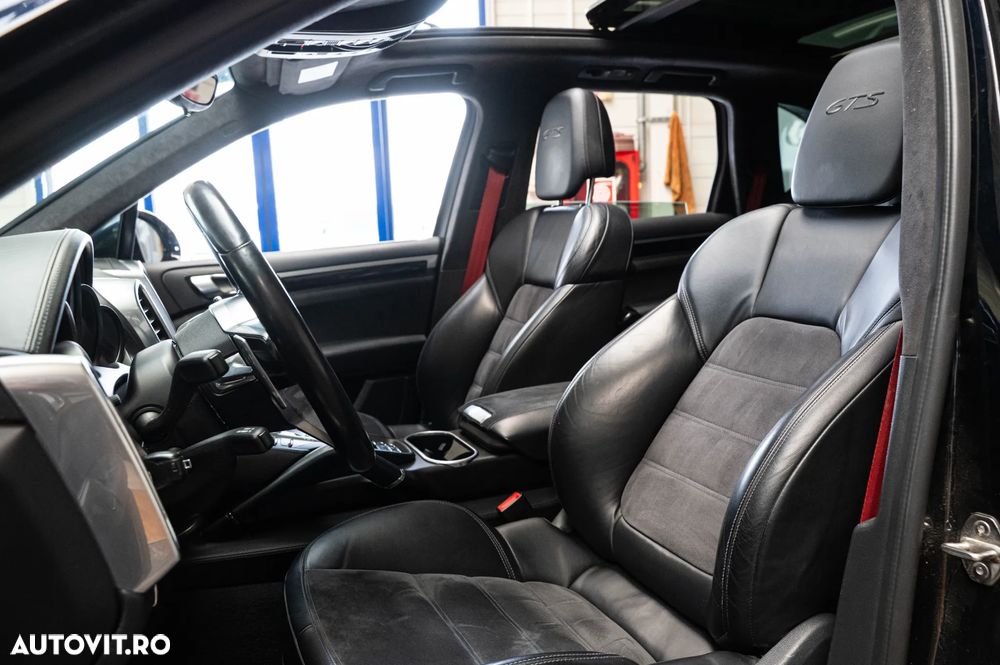 Porsche Cayenne GTS Tiptronic S - 7