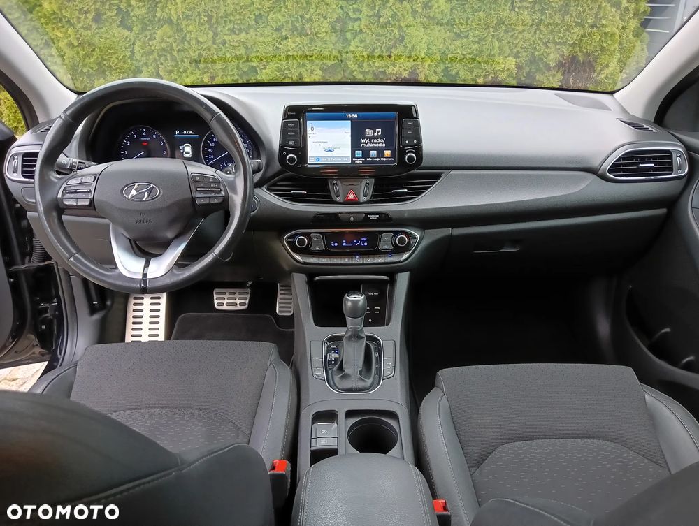 Hyundai i30 1.4 T-GDI DCT Premium - 9