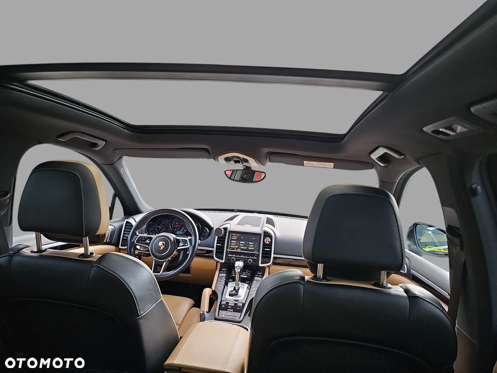 Porsche Cayenne Diesel - 16