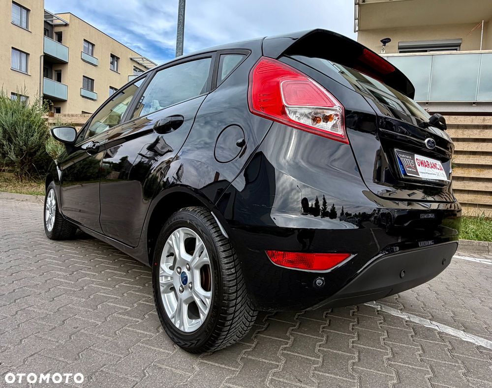Ford Fiesta 1.25 Platinium X - 24