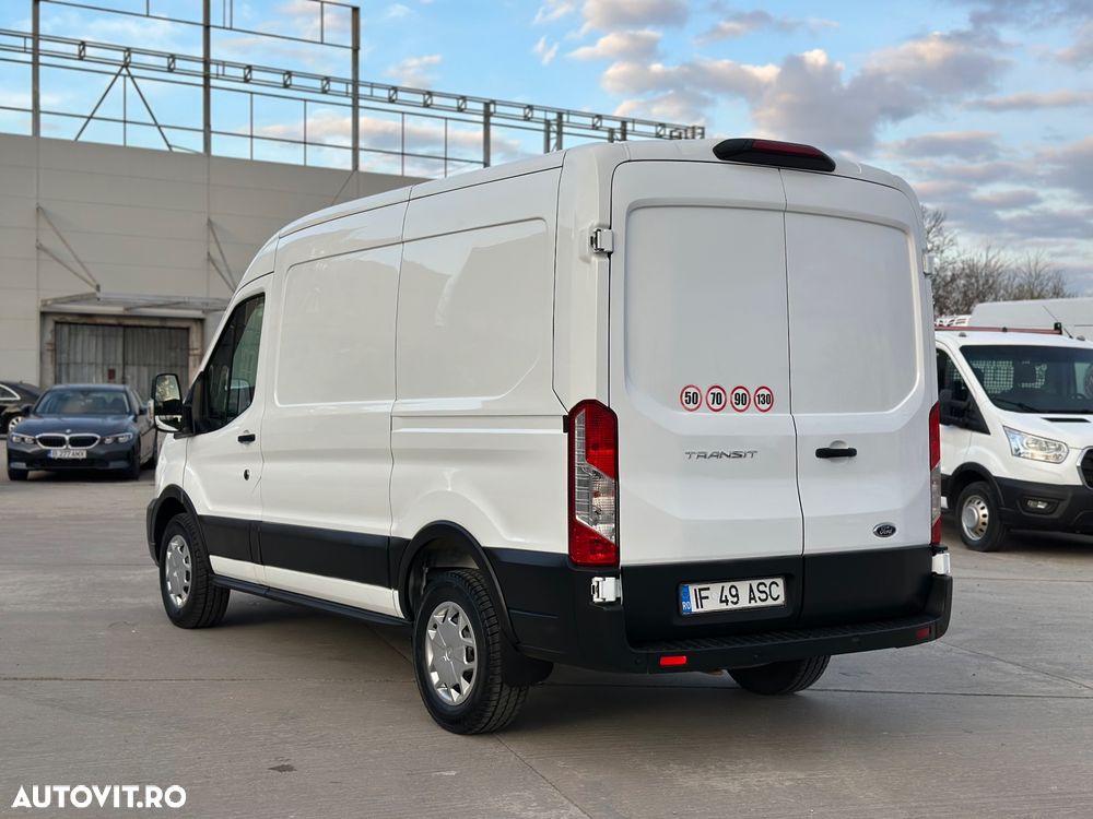 Ford Transit - 12