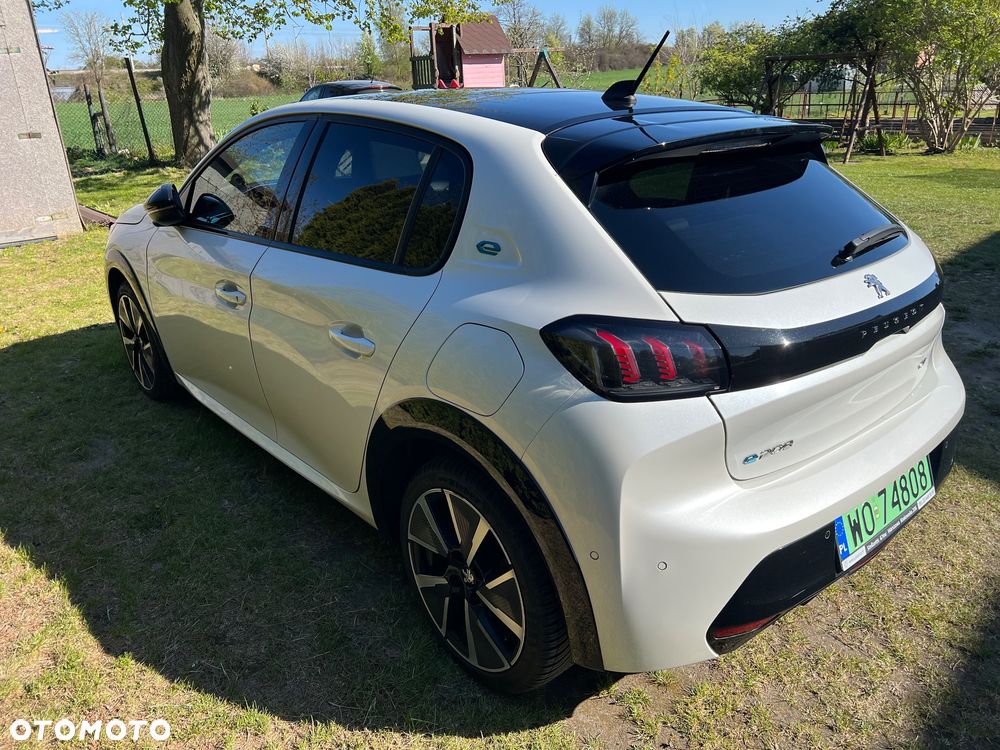 Peugeot 208 GT - 4