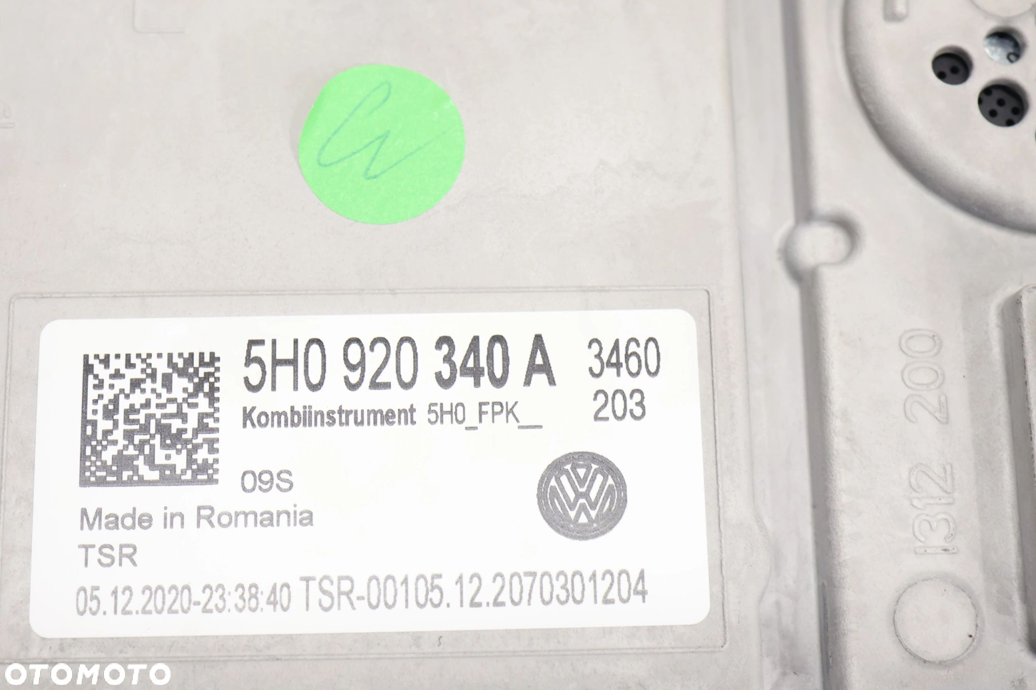 VW Golf VIII licznik 5H0920340A - 5
