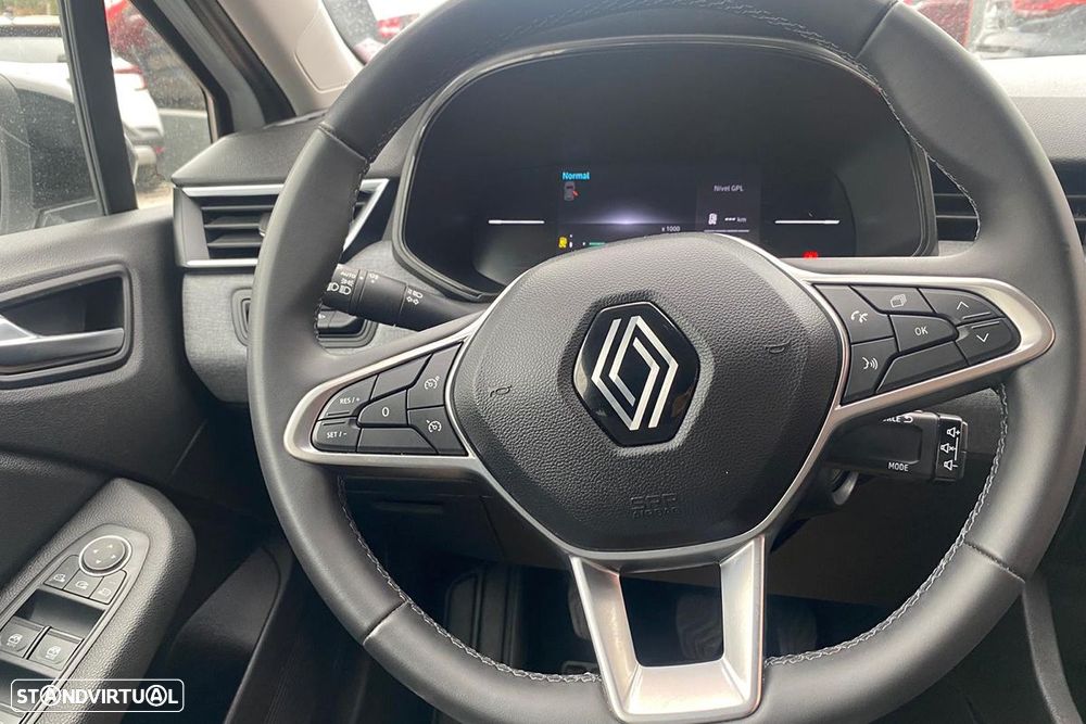 Renault Clio 1.0 TCe Evolution Bi-Fuel - 9