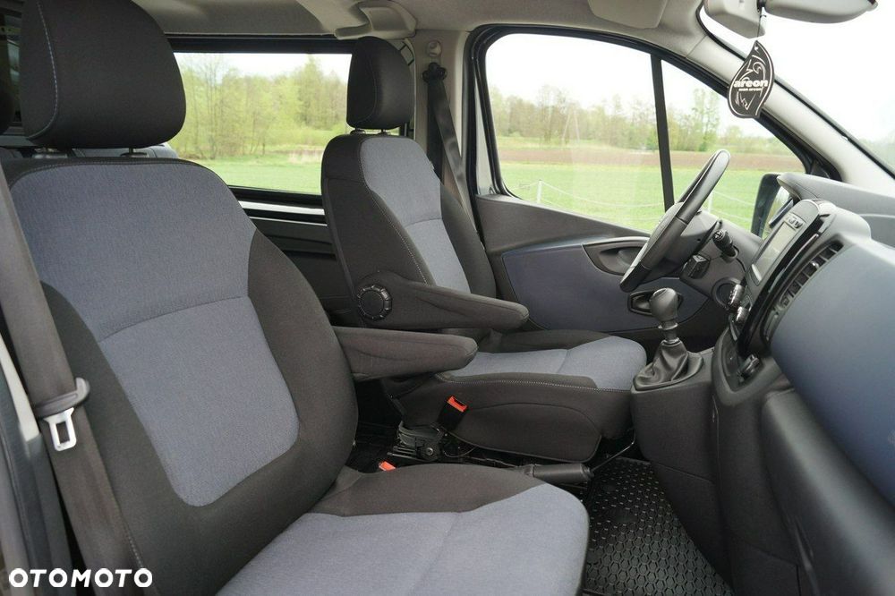 Opel Vivaro - 15
