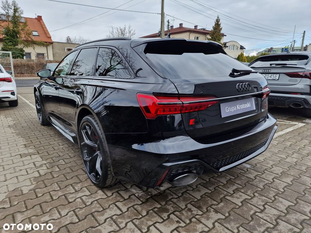 Audi RS6 Avant - 6