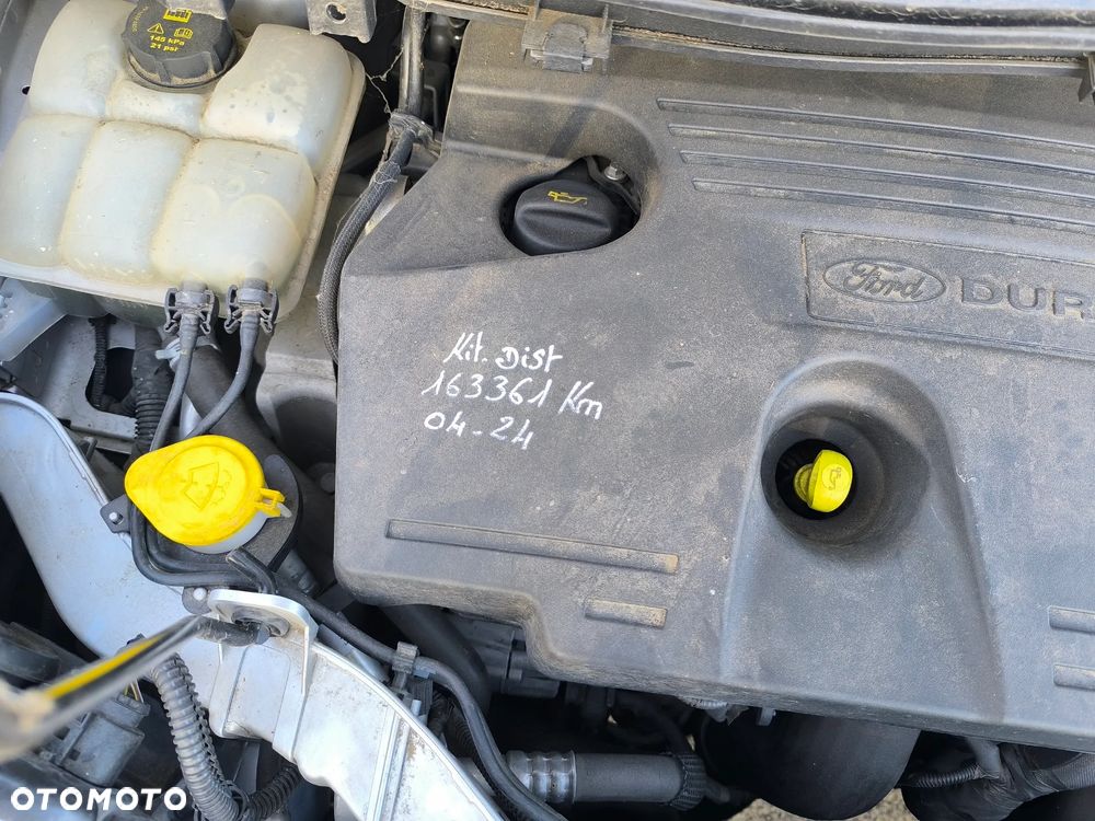 Ford Kuga 2.0 TDCi 2x4 Titanium - 17