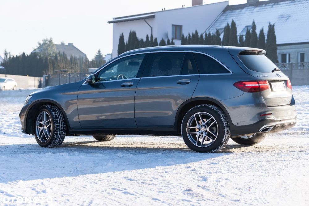 Mercedes-Benz GLC - 7