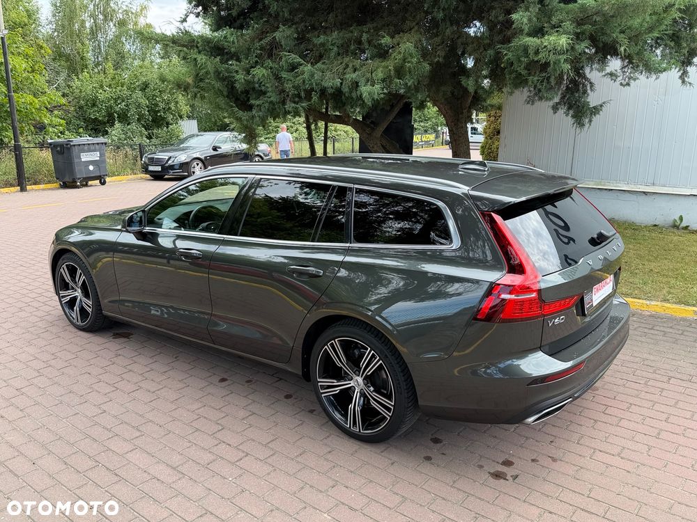 Volvo V60 B4 B DKG Plus Bright - 12