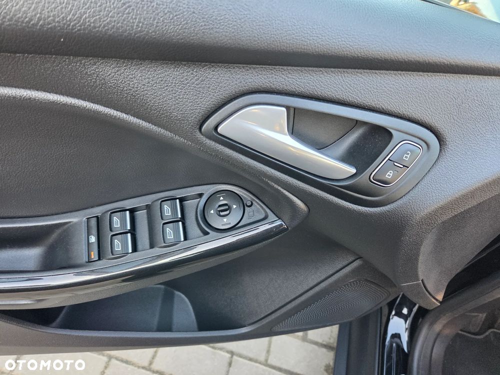 Ford Focus 1.5 TDCi DPF Start-Stopp-System Titanium - 25