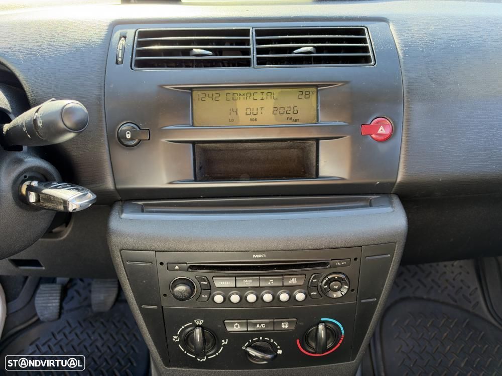 Citroën c4 Coupê 1.6HDi 109cv - 8