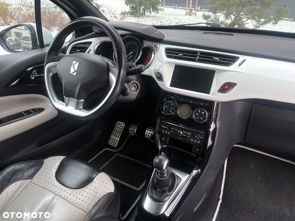 Citroën DS3 1.6 THP Ultra Prestige - 11