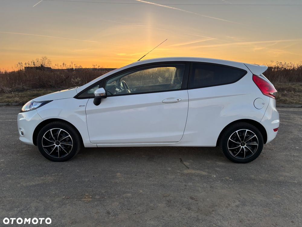 Ford Fiesta 1.25 Champions Edition - 9