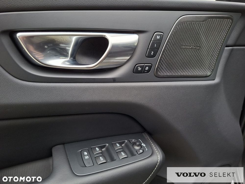 Volvo XC 60 - 30