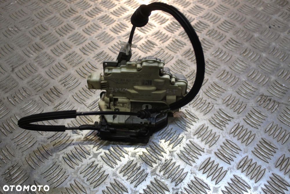 ZAMEK DRZWI LEWY TYŁ 7 PIN VW PASSAT B6 3C4839015A - 1