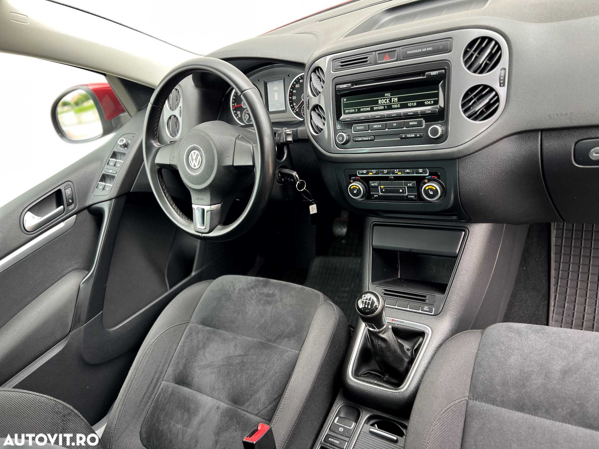 Volkswagen Tiguan 2.0 TDI 4Motion Track & Field - 8