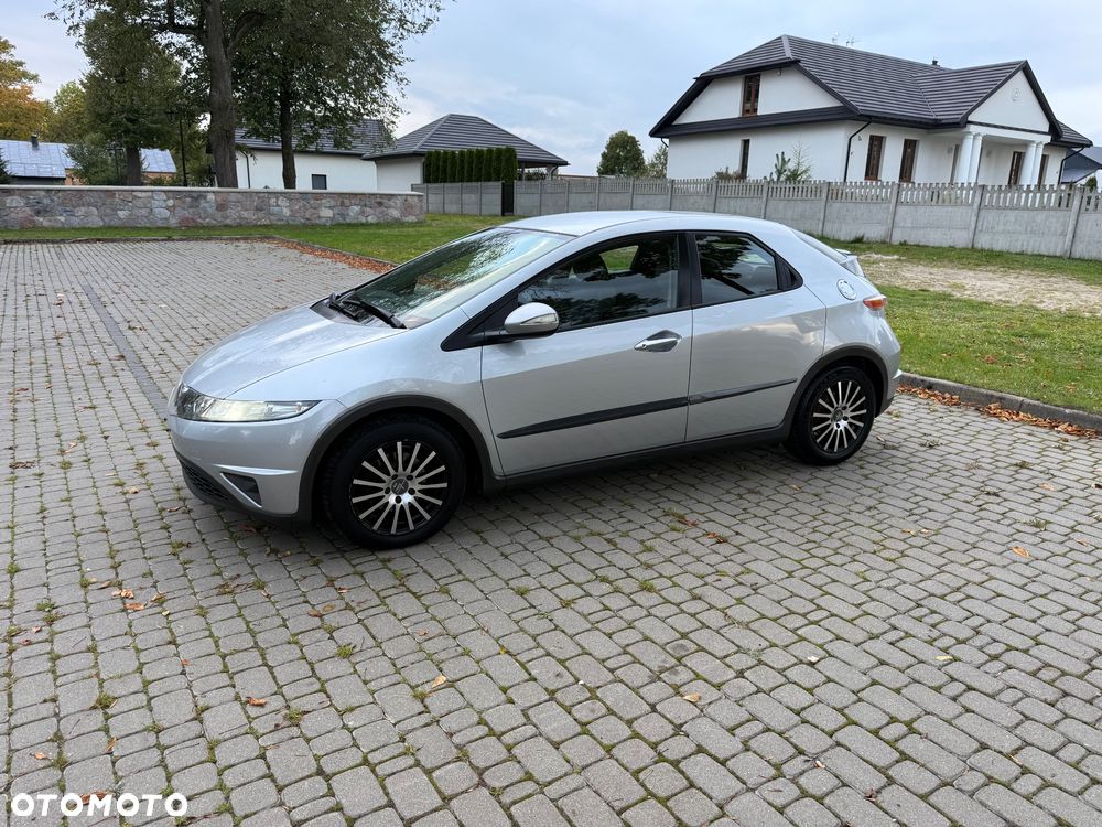 Honda Civic 1.8i-VTEC Comfort - 10