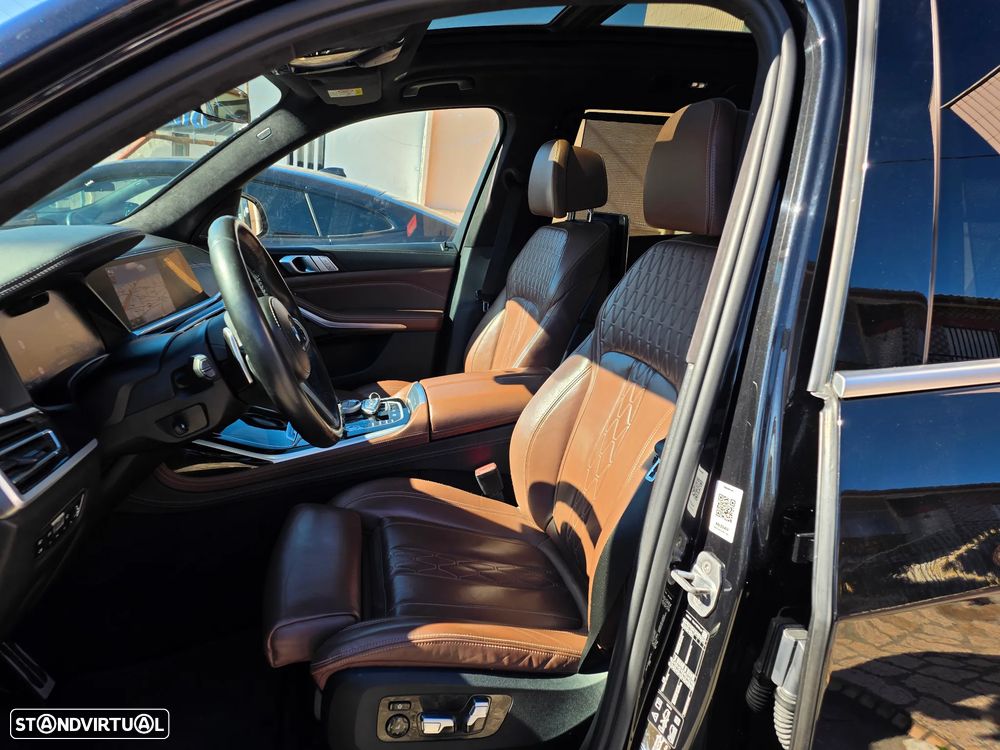 BMW X7 30 d xDrive Pack M - 13