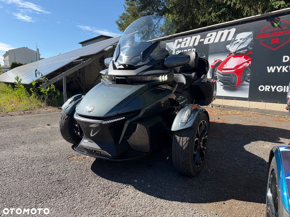Can-Am Spyder - 5