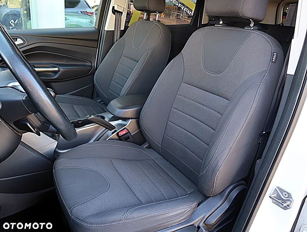 Ford Kuga 1.5 EcoBoost 2x4 Trend - 13