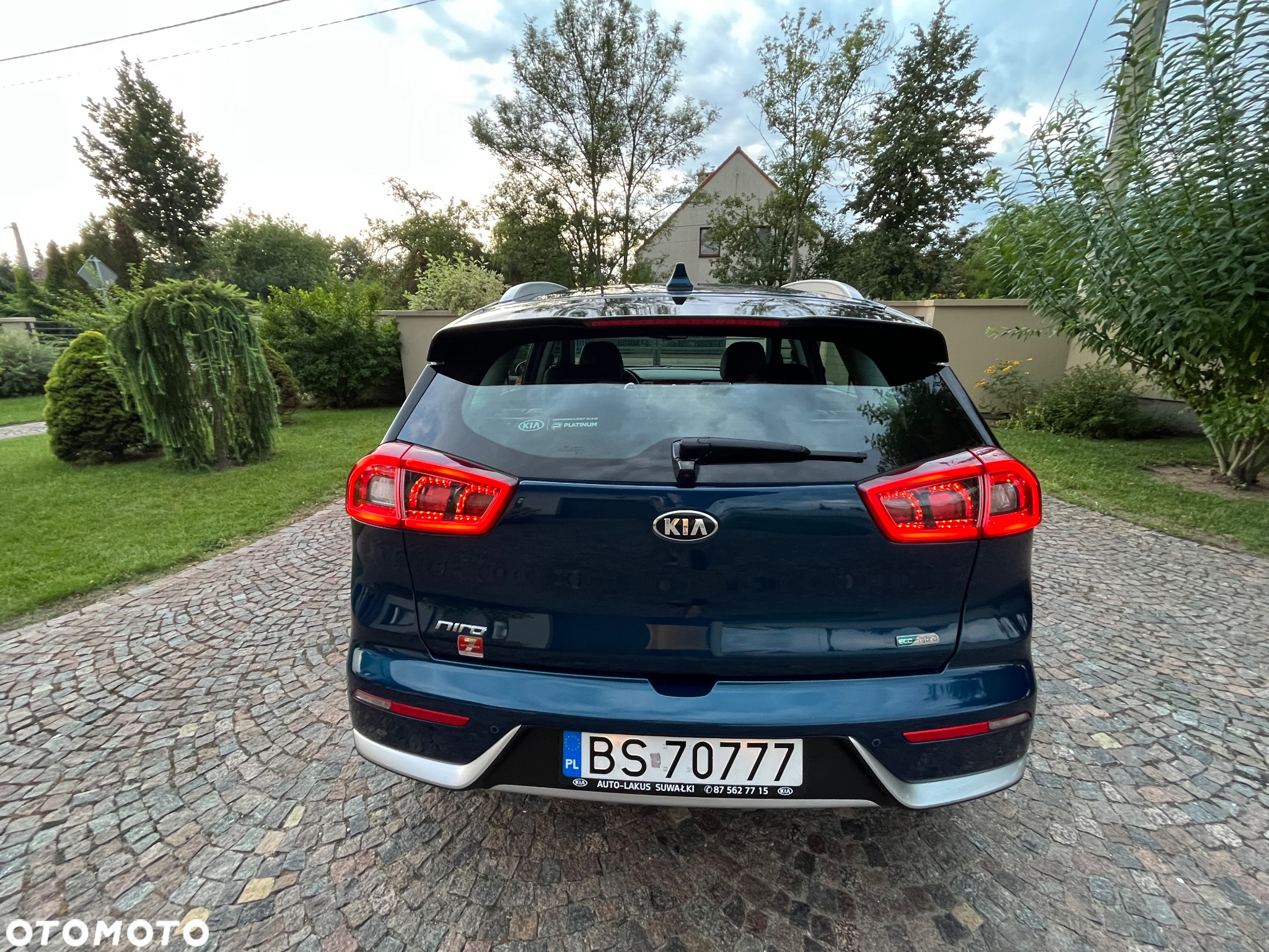 Kia Niro 1.6 GDI Hybrid L - 11
