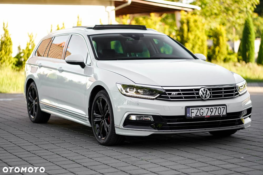 Volkswagen Passat - 12