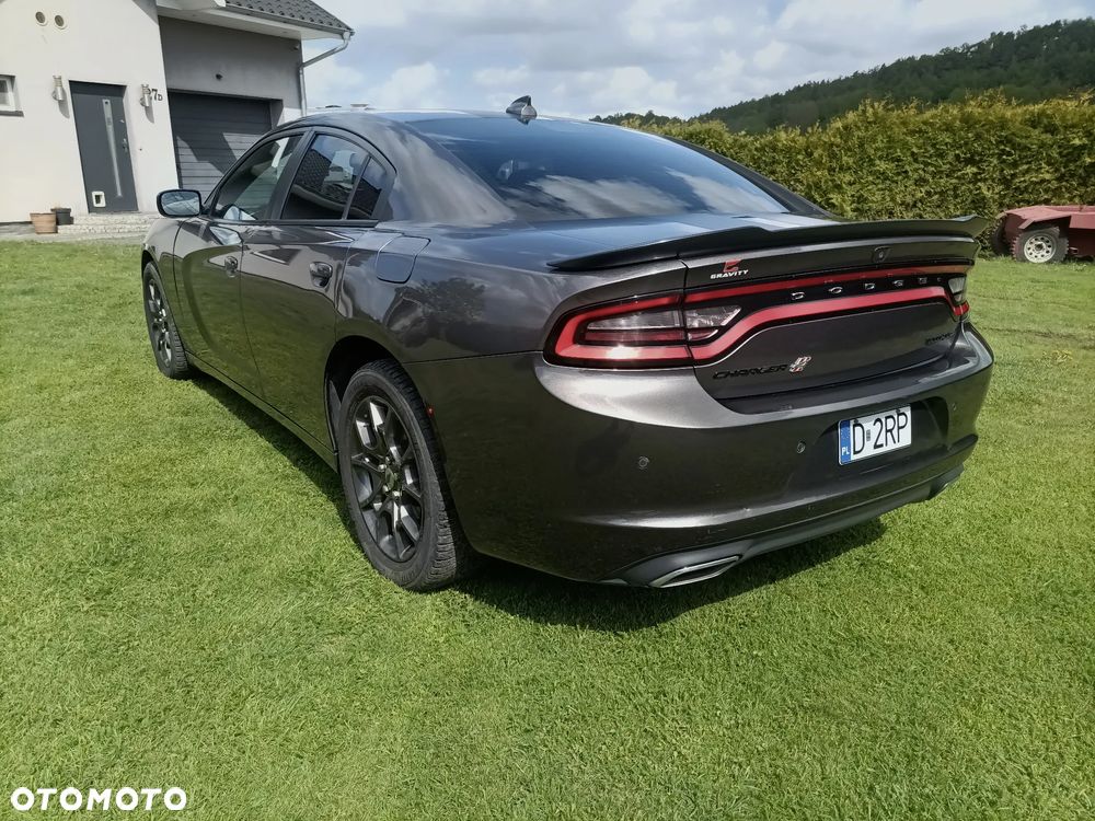 Dodge Charger - 4
