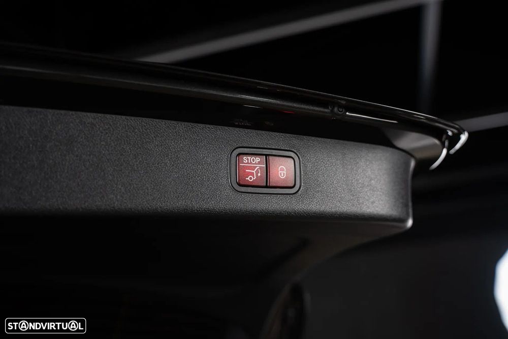 Mercedes-Benz E 300 - 54