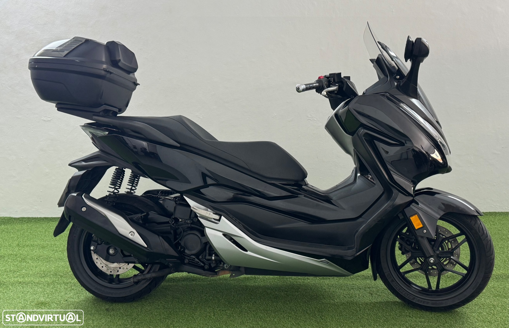Honda Forza 300cc - 8