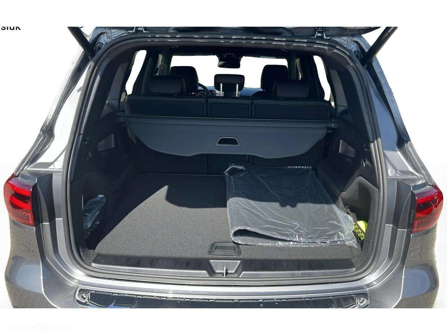 Mercedes-Benz GLB - 6