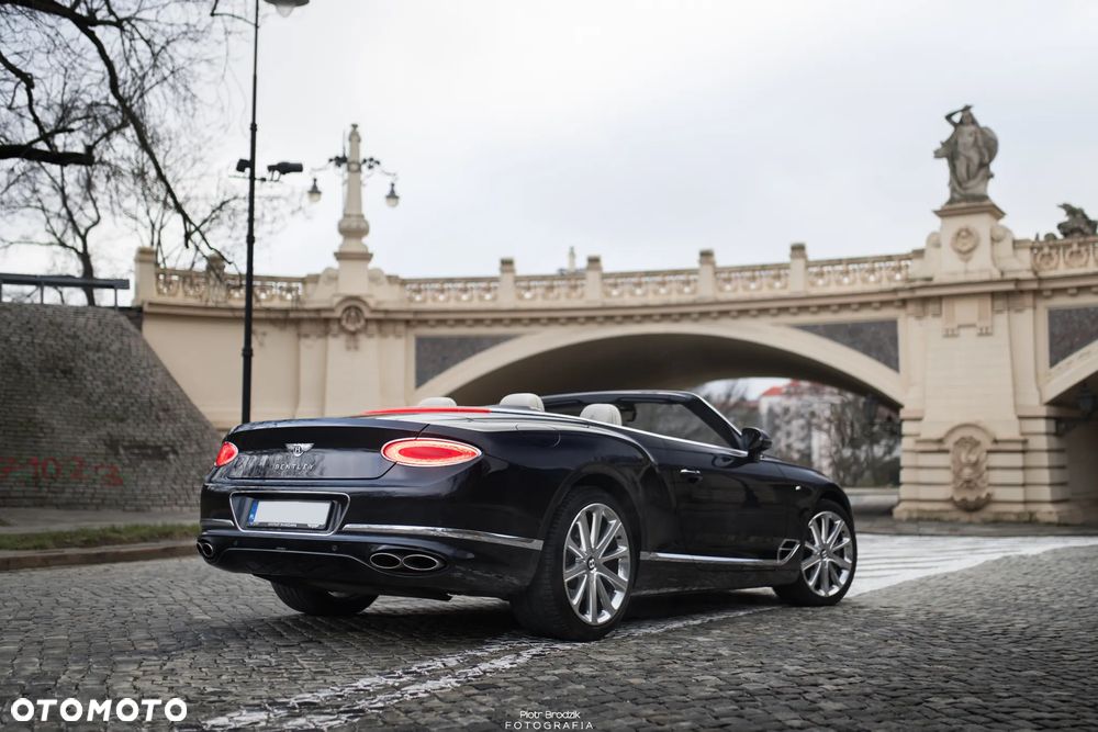 Bentley Continental GT - 7