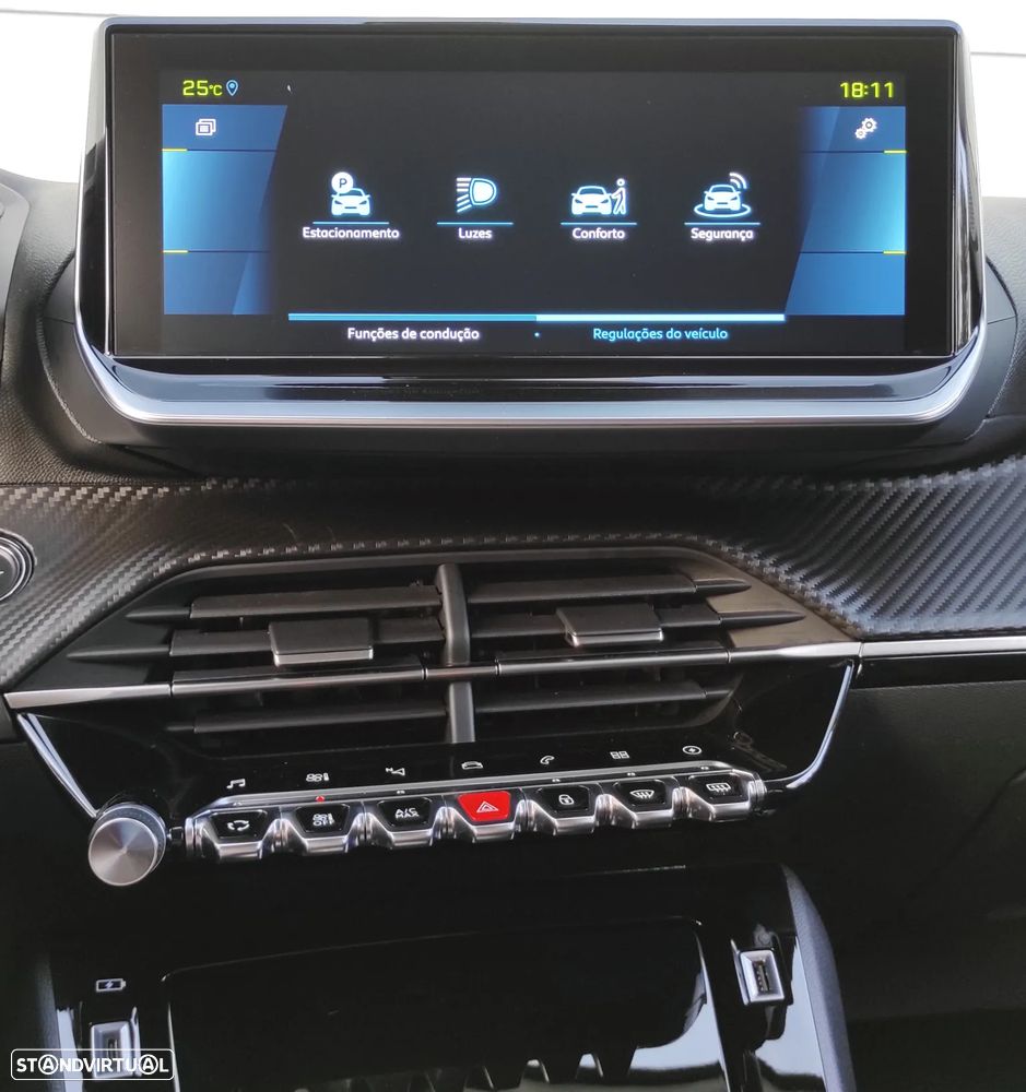 Peugeot e-2008 Allure - 33