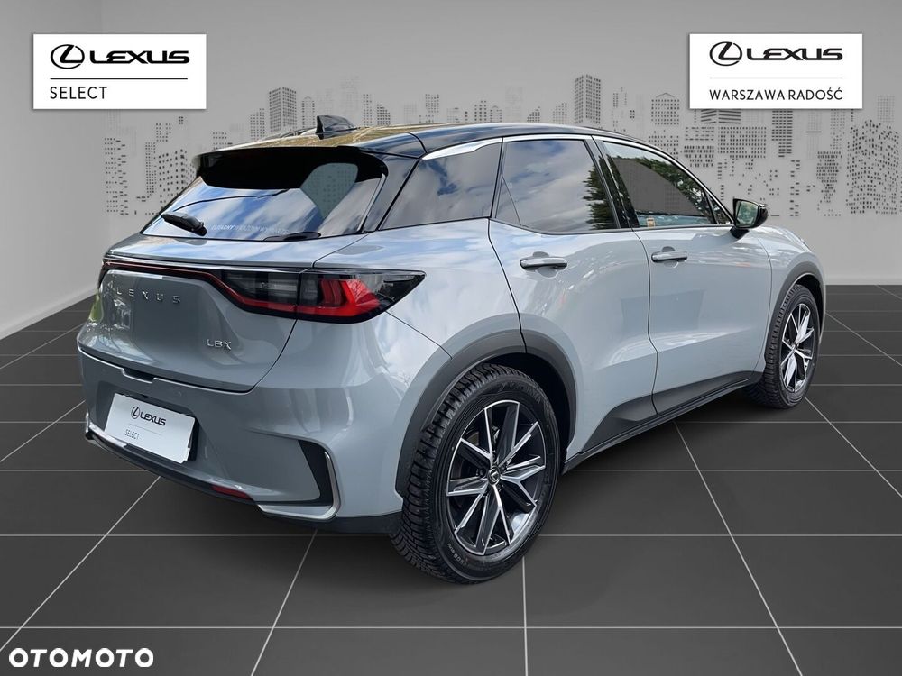 Lexus LBX 1.5 Hybrid Cool - 3