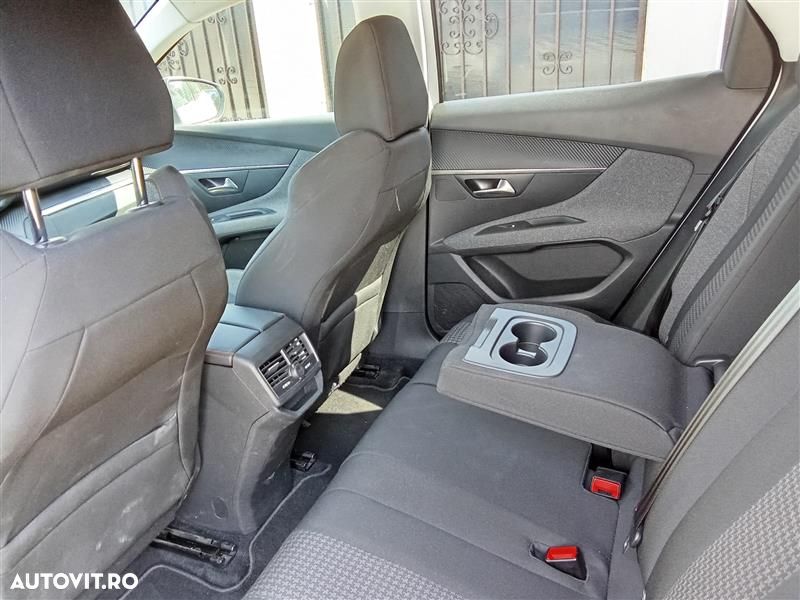 Peugeot 3008 1.2 PureTech Turbo S&S Active - 7