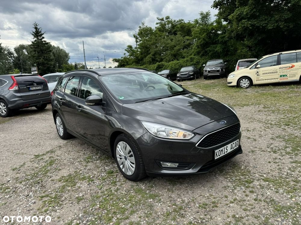 Ford Focus - 30
