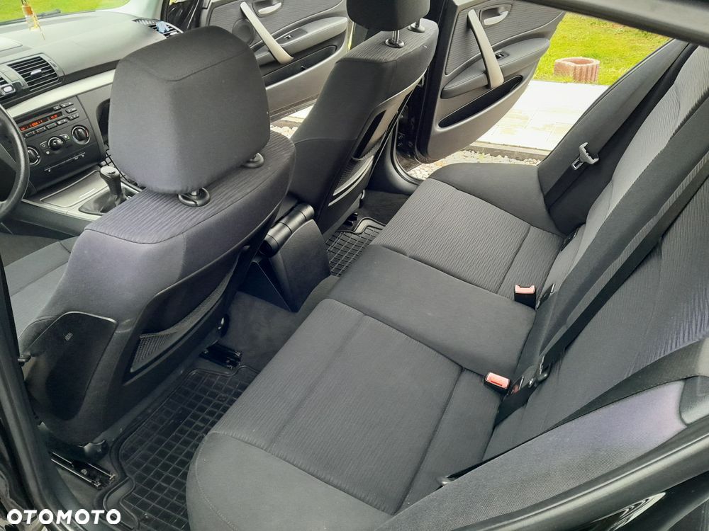 BMW Seria 1 116i - 12