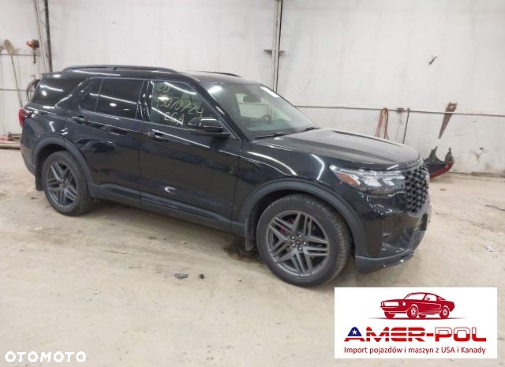 Ford Explorer - 1