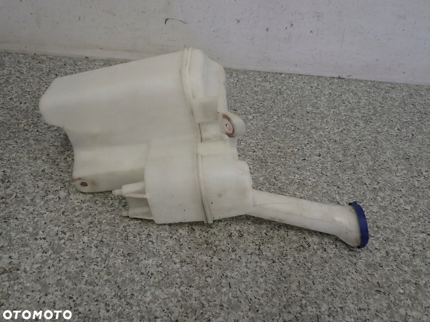 TOYOTA AYGO 05-12 ZBIORNICZEK SPRYSKIWACZY POMPKI - 3