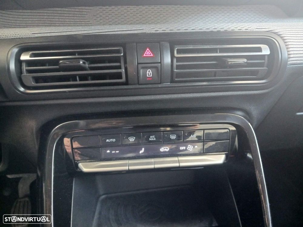 Citroën C3 1.2 Turbo Max — fotografia 18