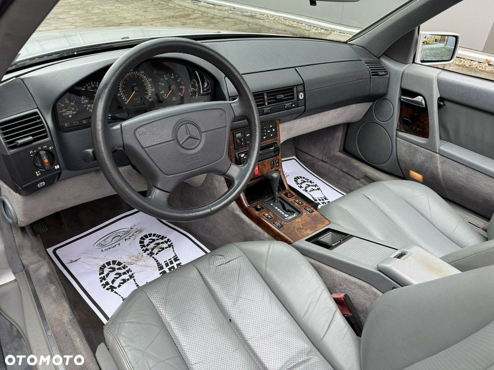 Mercedes-Benz SL - 28