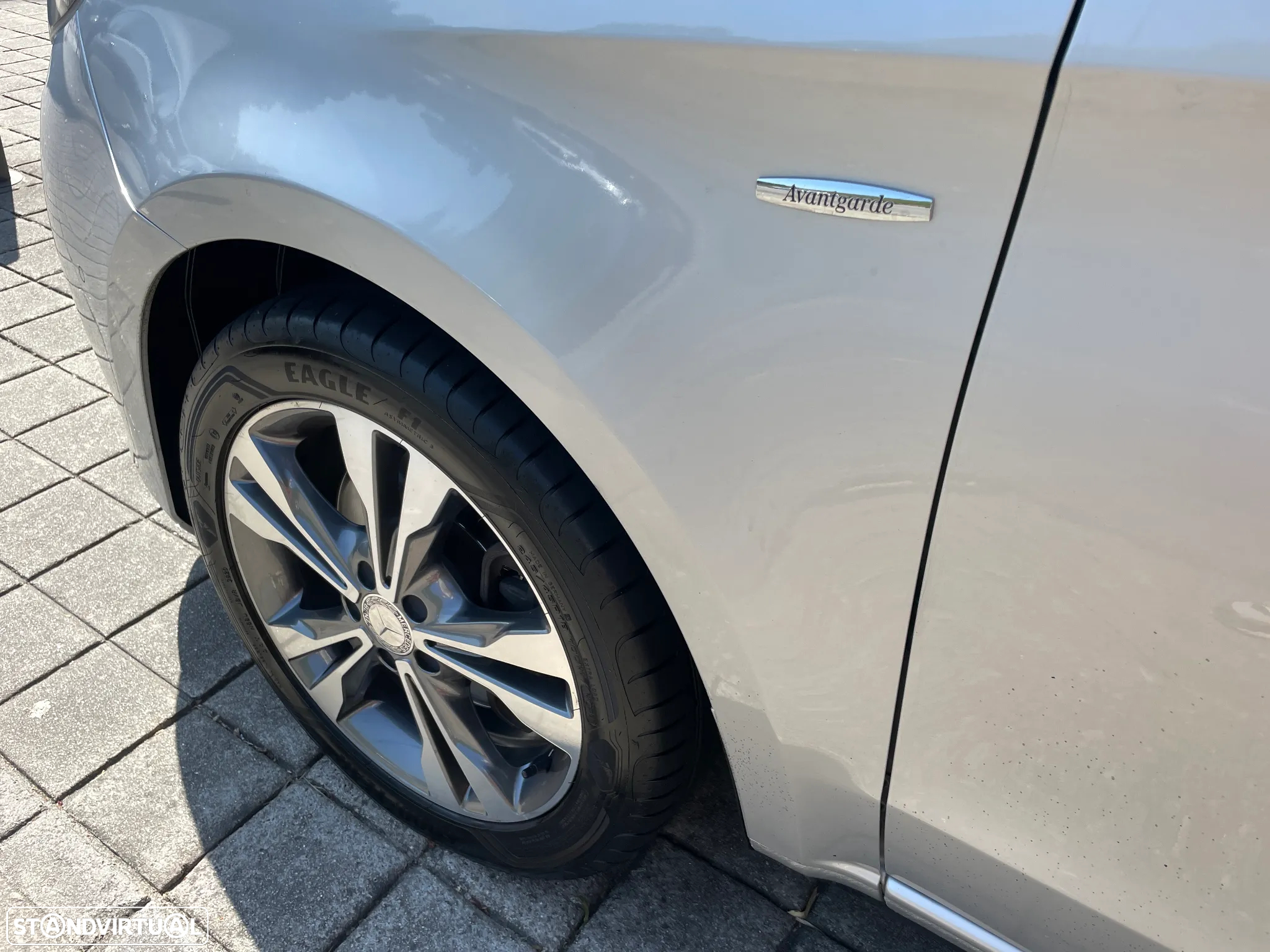 Mercedes-Benz V 250 d - 6