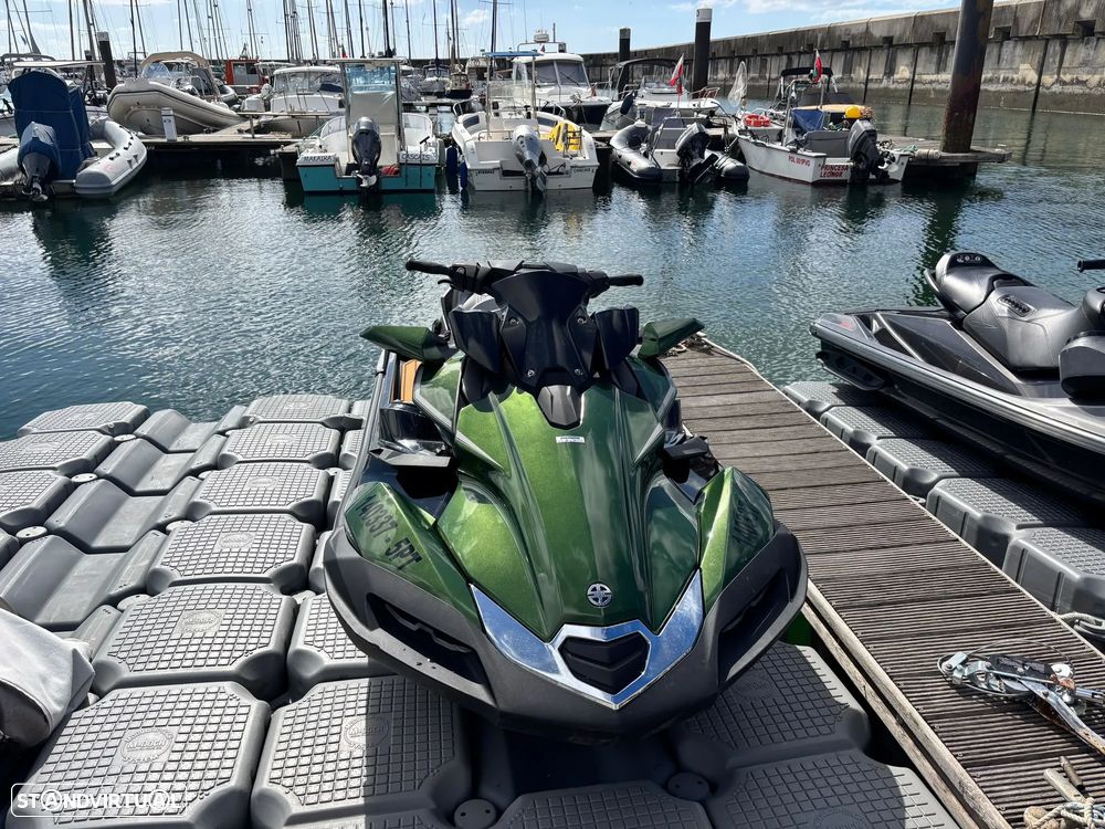 Kawasaki Ultra 310LX - 2