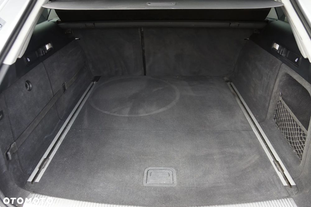 Audi A6 Avant 2.0 TDI Ultra - 32