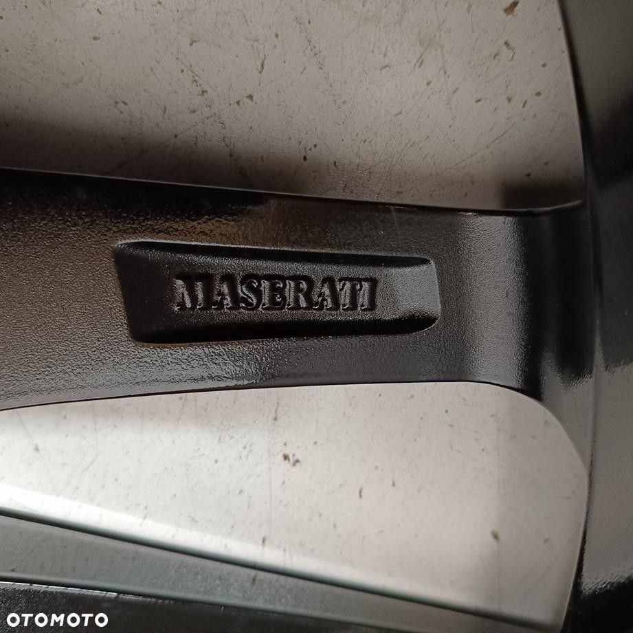 Alufelga 5x114,3 21 Maserati Levante 670163569 (F8399A) - 5