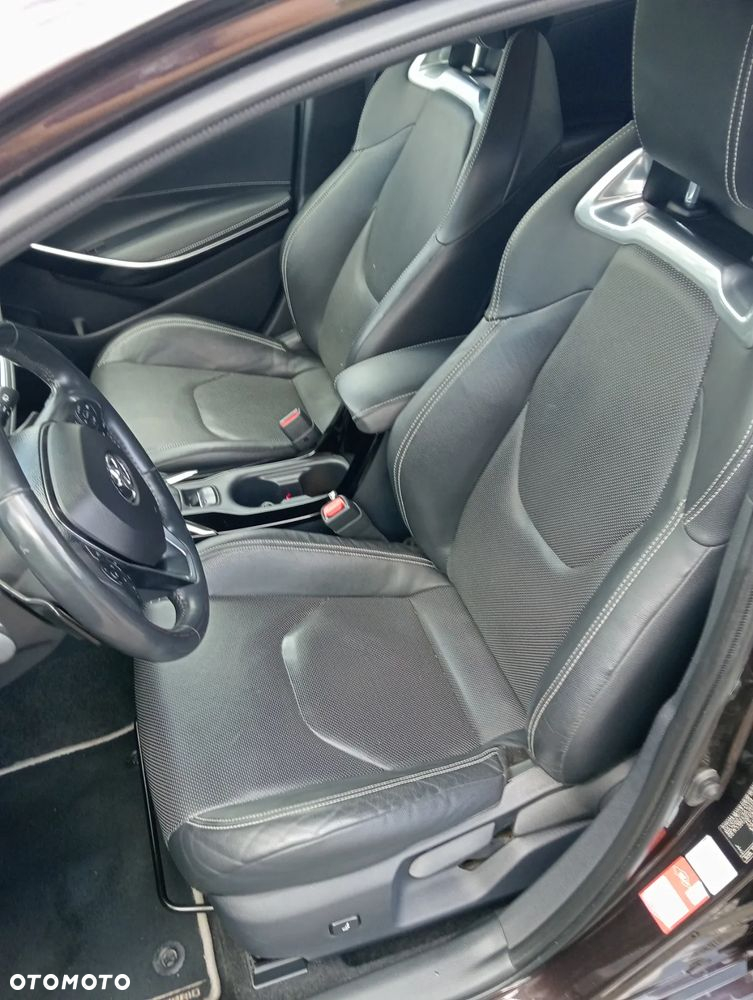 Toyota Corolla 2.0 Hybrid Executive - 14