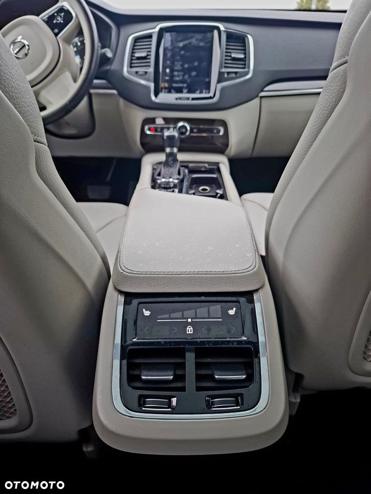Volvo XC 90 T6 AWD Momentum Pro 7os - 19