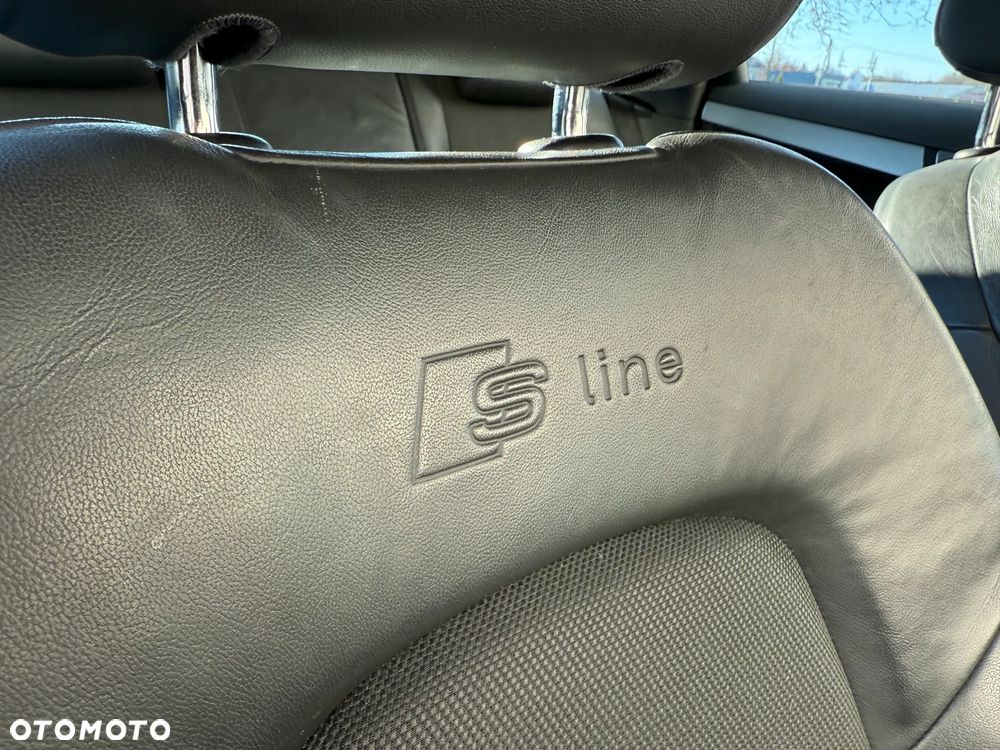 Audi A3 Sportback 2.0 TDI DPF S line Sportpaket (plus) - 25