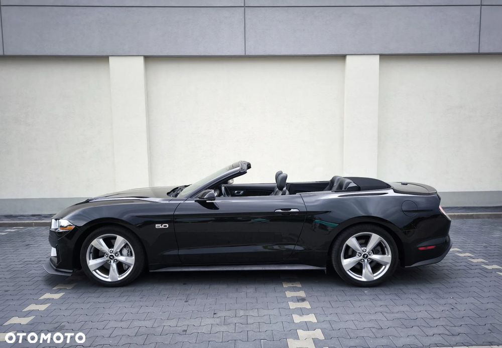Ford Mustang - 7